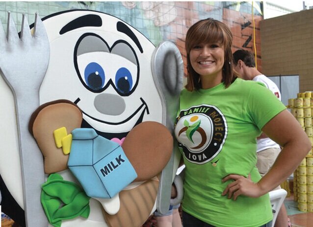 “Pete the Plate” welcomed fairgoers to the display in 2011.