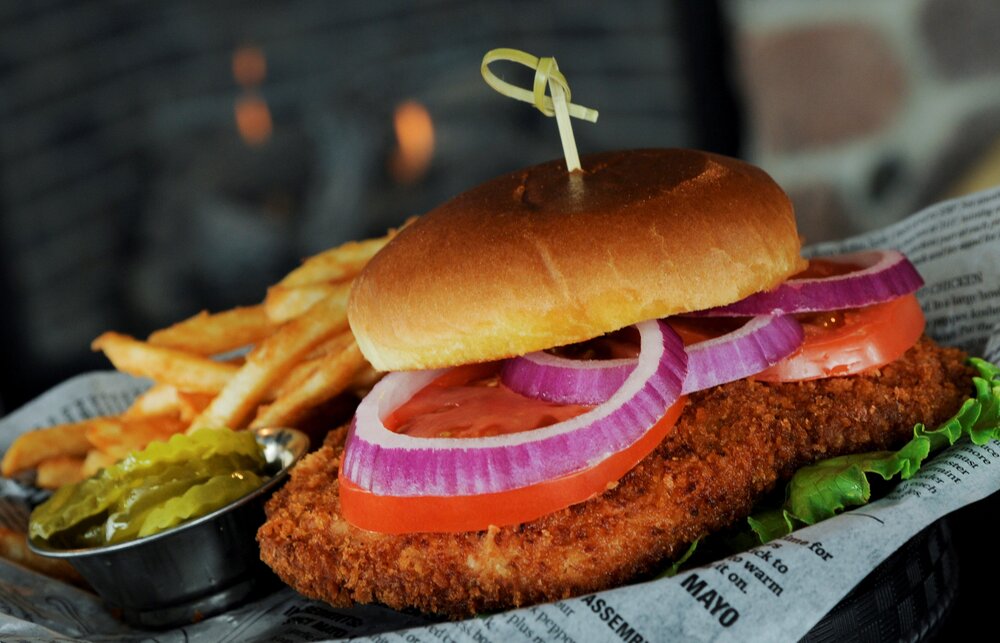 The 2019 Iowa’s Best Breaded Pork Tenderloin champion is The Pub at the Pinicon in New Hampton. Photo courtesy of Iowa Pork.